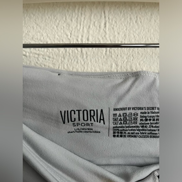 Victoria Secret “Knockout” Sport leggings - Picture 2 of 6